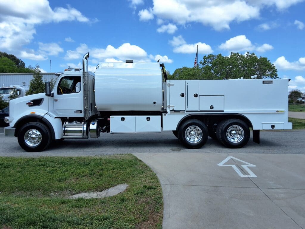 Gaines & Company's LubeMaster 5517 lube truck.